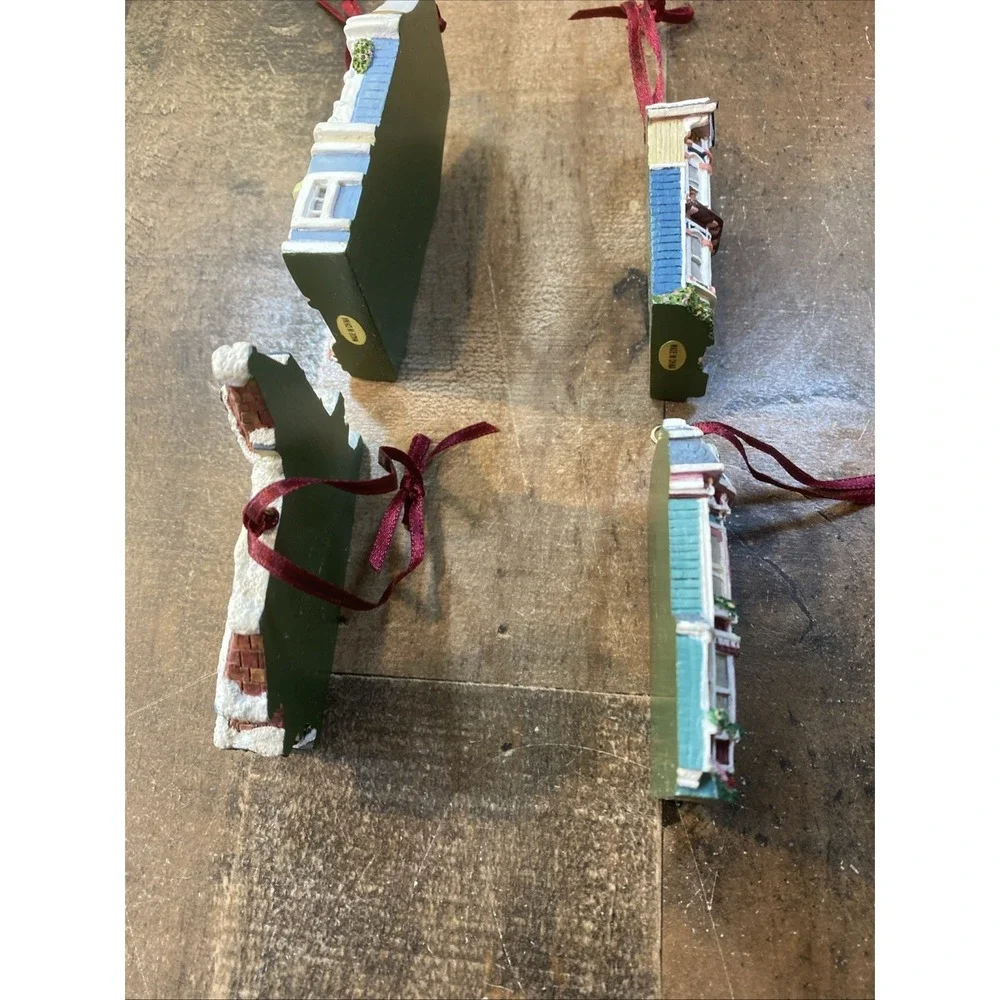 Set of‎ 4 Vintage Victorian House 3D Ornaments Wall Hanging Hand Painted Resin